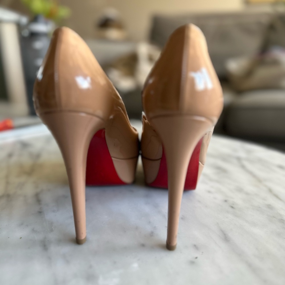 Christian Louboutin Leather Hianca Platform Pumps
